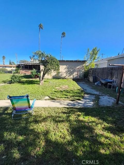 Tiny photo for 9236 Mango Ave, Fontana, CA 92335 (MLS # HD25282114)