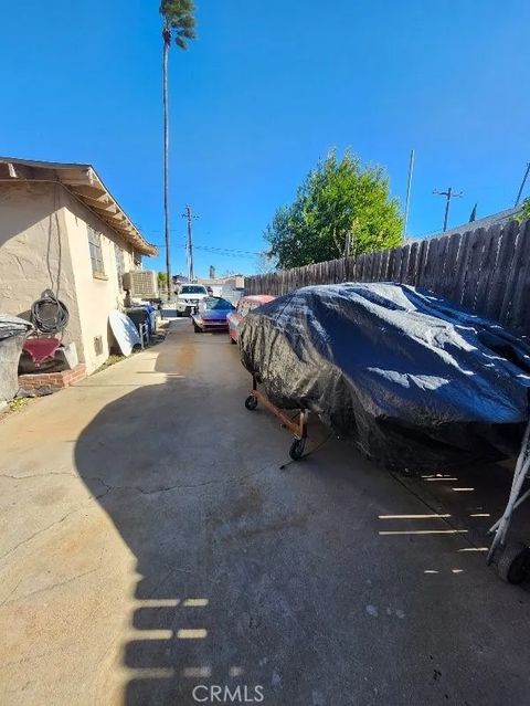 Tiny photo for 9236 Mango Ave, Fontana, CA 92335 (MLS # HD25282114)