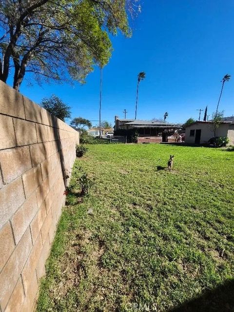 Tiny photo for 9236 Mango Ave, Fontana, CA 92335 (MLS # HD25282114)