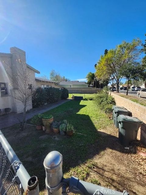 Tiny photo for 9236 Mango Ave, Fontana, CA 92335 (MLS # HD25282114)