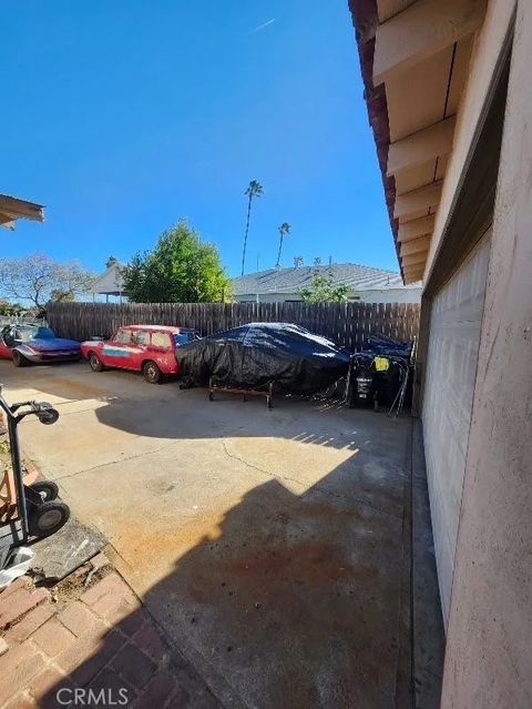 Tiny photo for 9236 Mango Ave, Fontana, CA 92335 (MLS # HD25282114)