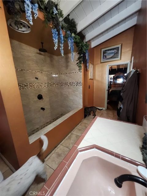 Tiny photo for 9236 Mango Ave, Fontana, CA 92335 (MLS # HD25282114)