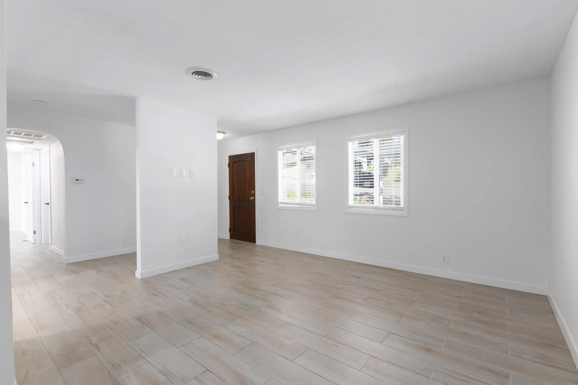 2821 Macdonald