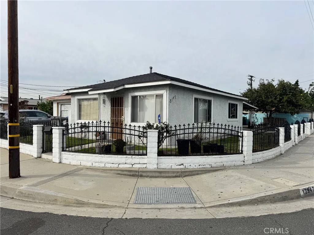 13947 Downey