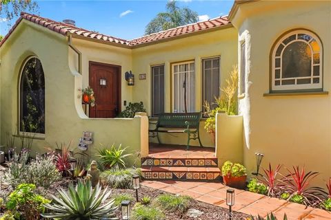 Photo of 1619 S Curson Ave, Los Angeles, CA 90019 (MLS # PW26050985)