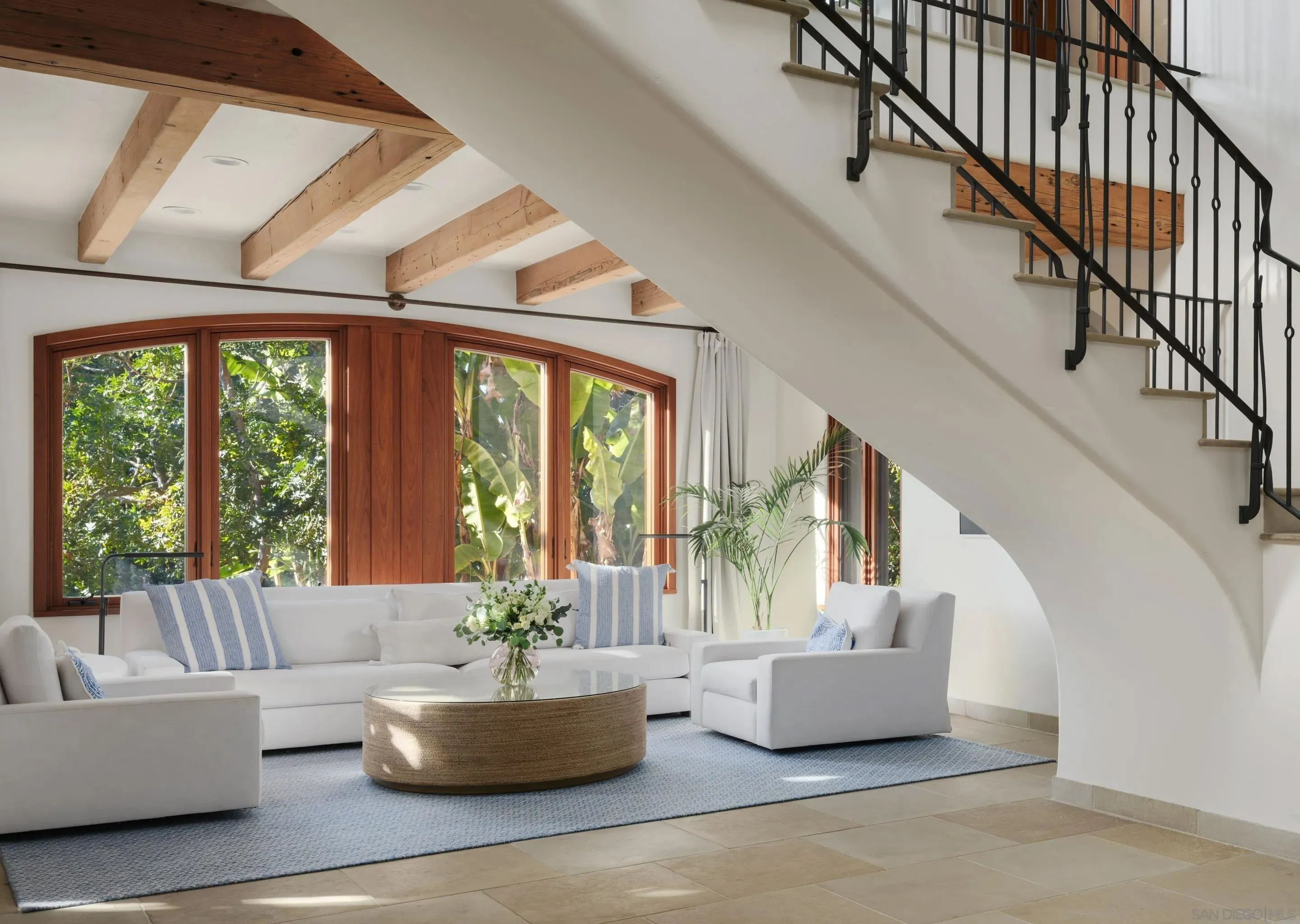 La Jolla, California 92037, United States, 5 Bedrooms Bedrooms, ,4 BathroomsBathrooms,Residential,Active,203510