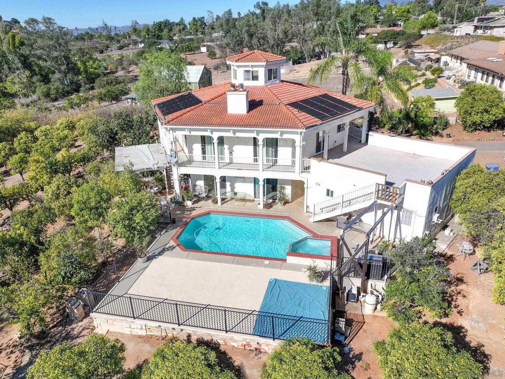 Photo of 31848 Oak Glen Rd, Valley Center, CA 92082 (MLS # 250043177)