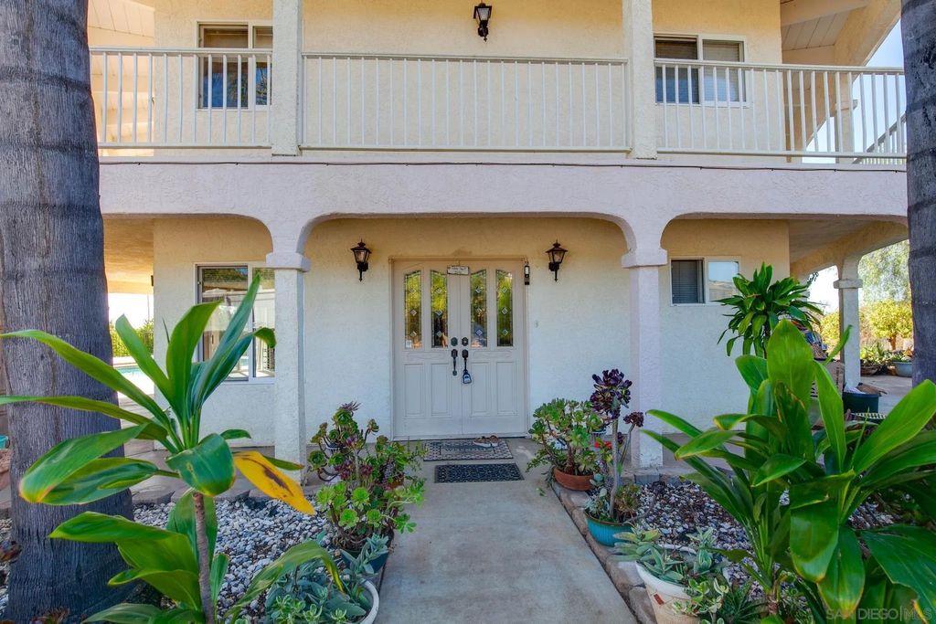 Photo of 31848 Oak Glen Rd, Valley Center, CA 92082 (MLS # 250043177)