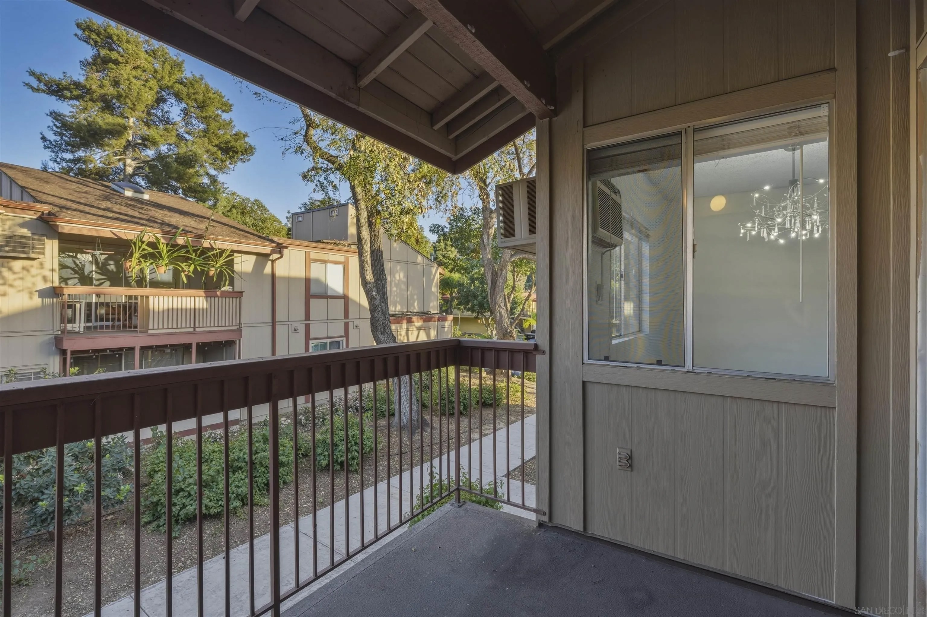 5432 Adobe Falls Rd 12