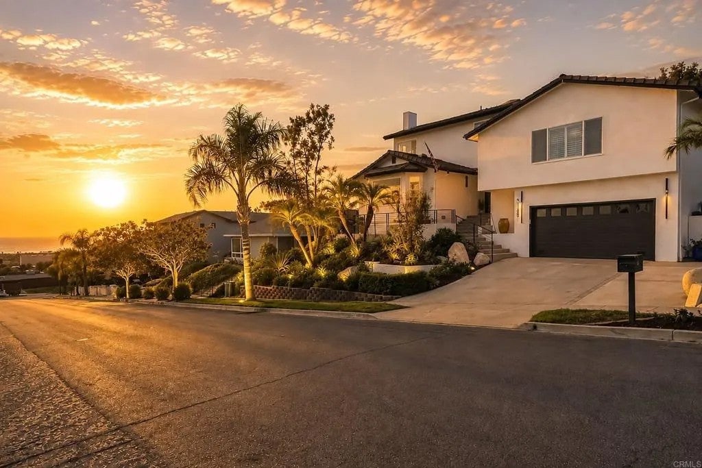 2140 Janis Way