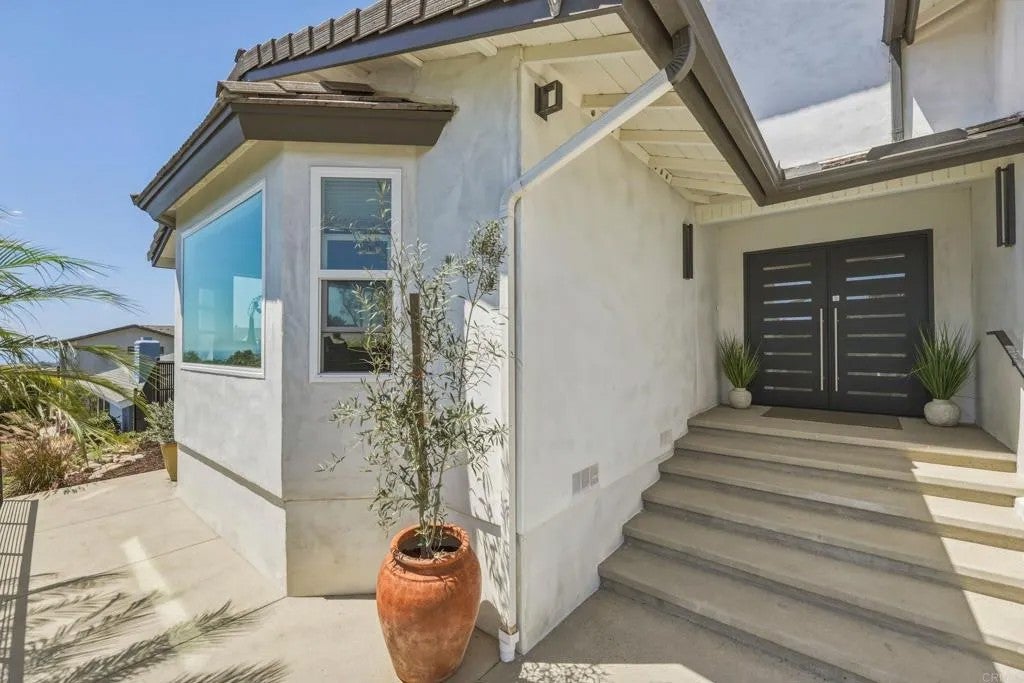 2140 Janis Way