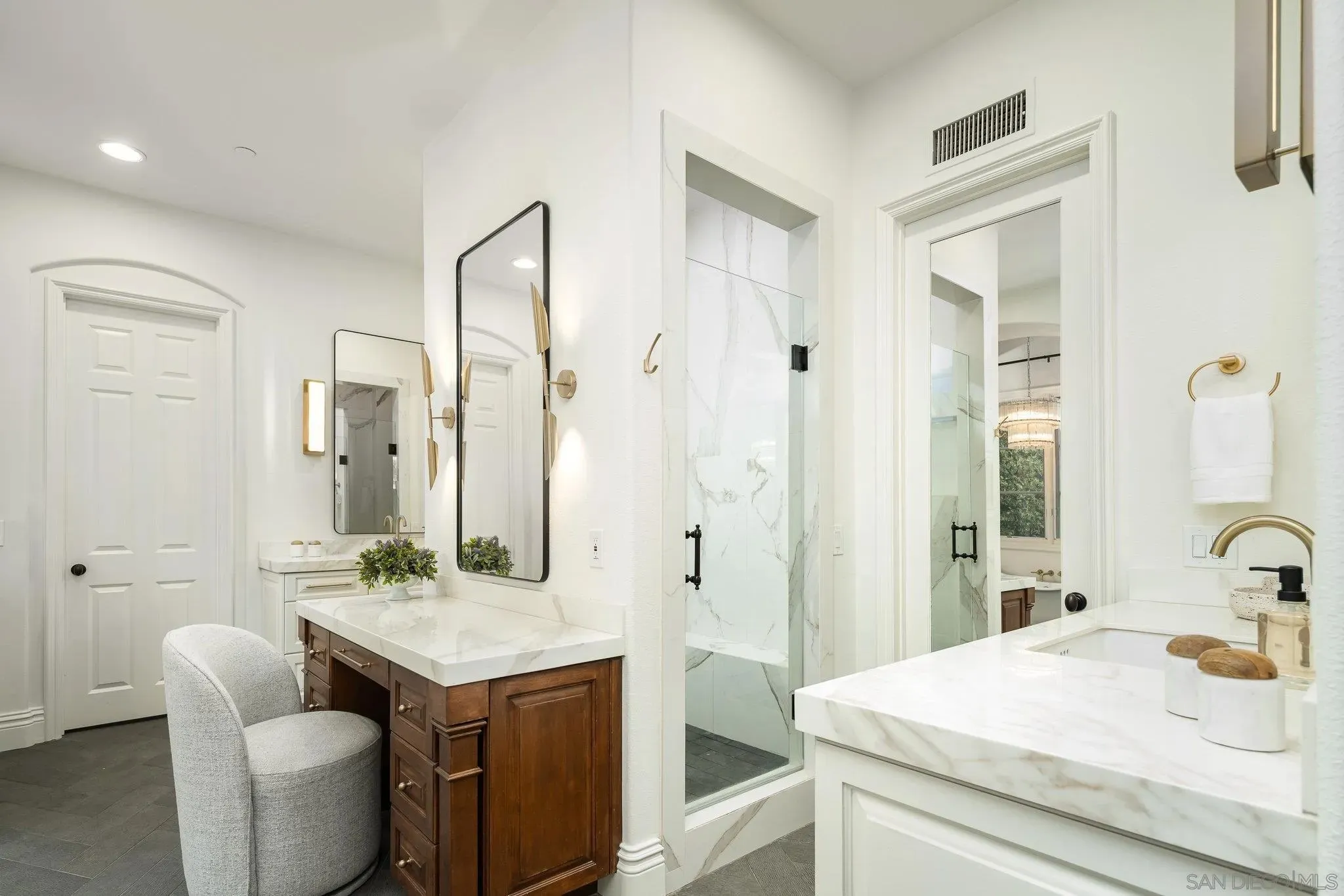 Rancho Santa Fe, California 92067, United States, 4 Bedrooms Bedrooms, ,5 BathroomsBathrooms,Residential,Active,224473