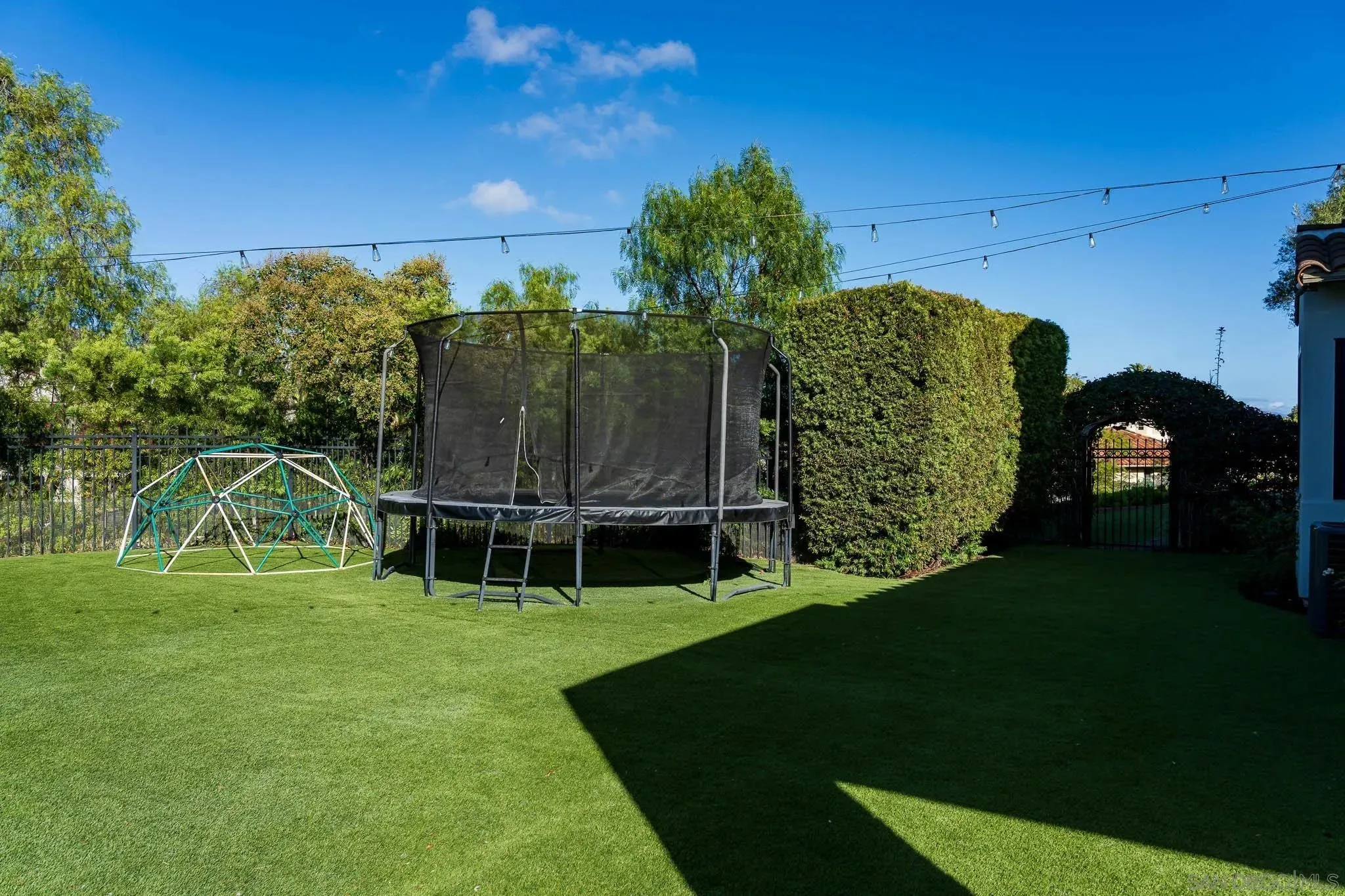 Rancho Santa Fe, California 92067, United States, 4 Bedrooms Bedrooms, ,5 BathroomsBathrooms,Residential,Active,224473