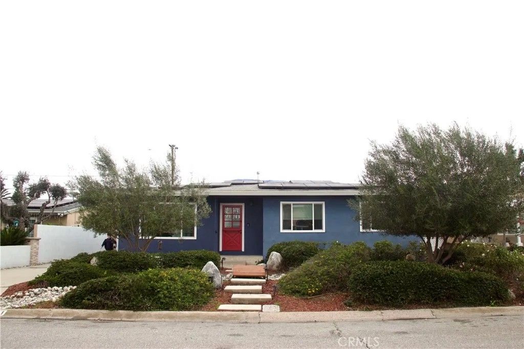 Photo of 9621 Central Ave, Garden Grove, CA 92844 (MLS # PW26001157)