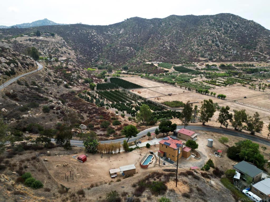 Photo of 14388 Highland Valley, Escondido, CA 92025 (MLS # 260020590)