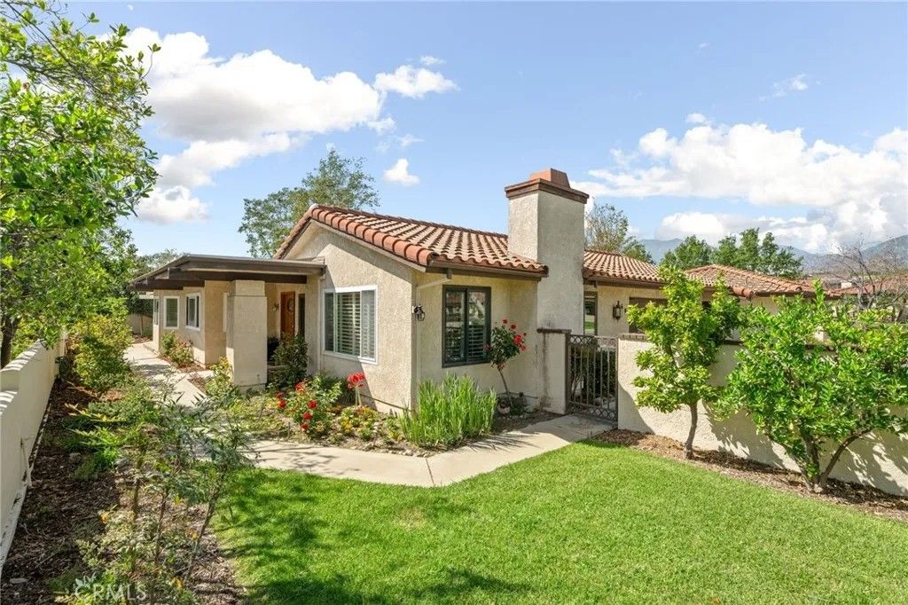 Photo of 860 Calle Del Sol, Upland, CA 91784 (MLS # CV26069561)