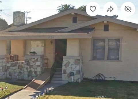 Photo of 1724 W 43rd St, Los Angeles, CA 90062 (MLS # IV26001020)