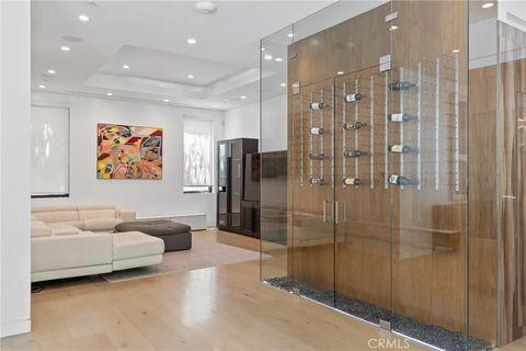 Tiny photo for 15241 Greenleaf, Sherman Oaks, CA 91403 (MLS # SR26009669)