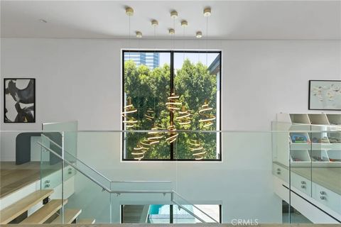 Tiny photo for 15241 Greenleaf, Sherman Oaks, CA 91403 (MLS # SR26009669)