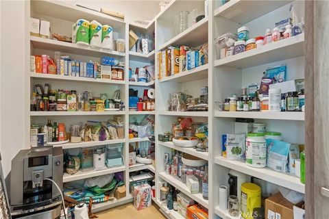 Tiny photo for 15241 Greenleaf, Sherman Oaks, CA 91403 (MLS # SR26009669)