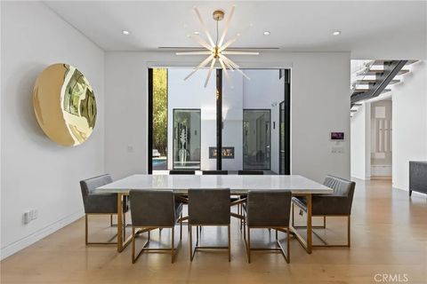 Tiny photo for 15241 Greenleaf, Sherman Oaks, CA 91403 (MLS # SR26009669)