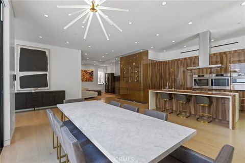 Tiny photo for 15241 Greenleaf, Sherman Oaks, CA 91403 (MLS # SR26009669)