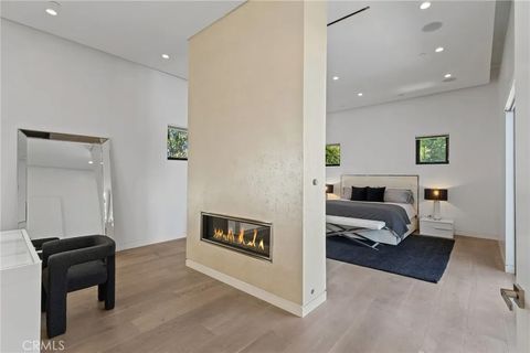 Tiny photo for 15241 Greenleaf, Sherman Oaks, CA 91403 (MLS # SR26009669)