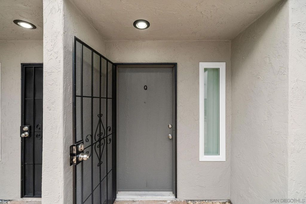 Photo of 748 N 3Rd St #Q, El Cajon, CA 92021 (MLS # 250045260)