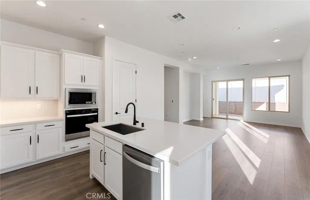 Photo of 23662 Highvale Drive, Corona, CA 92883 (MLS # IV25240118)