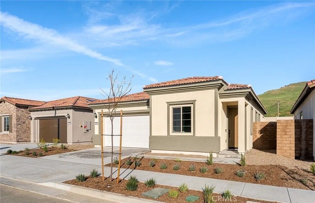 Photo of 23662 Highvale Drive, Corona, CA 92883 (MLS # IV25240118)