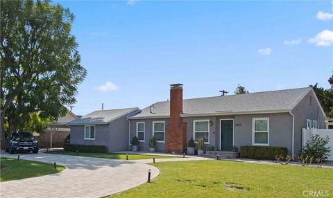 Photo of 6835 Aldea Avenue, Van Nuys, CA 91406 (MLS # SR25250668) Photo of 6835 Aldea Avenue, Van Nuys, CA 91406 (MLS # SR25250668)