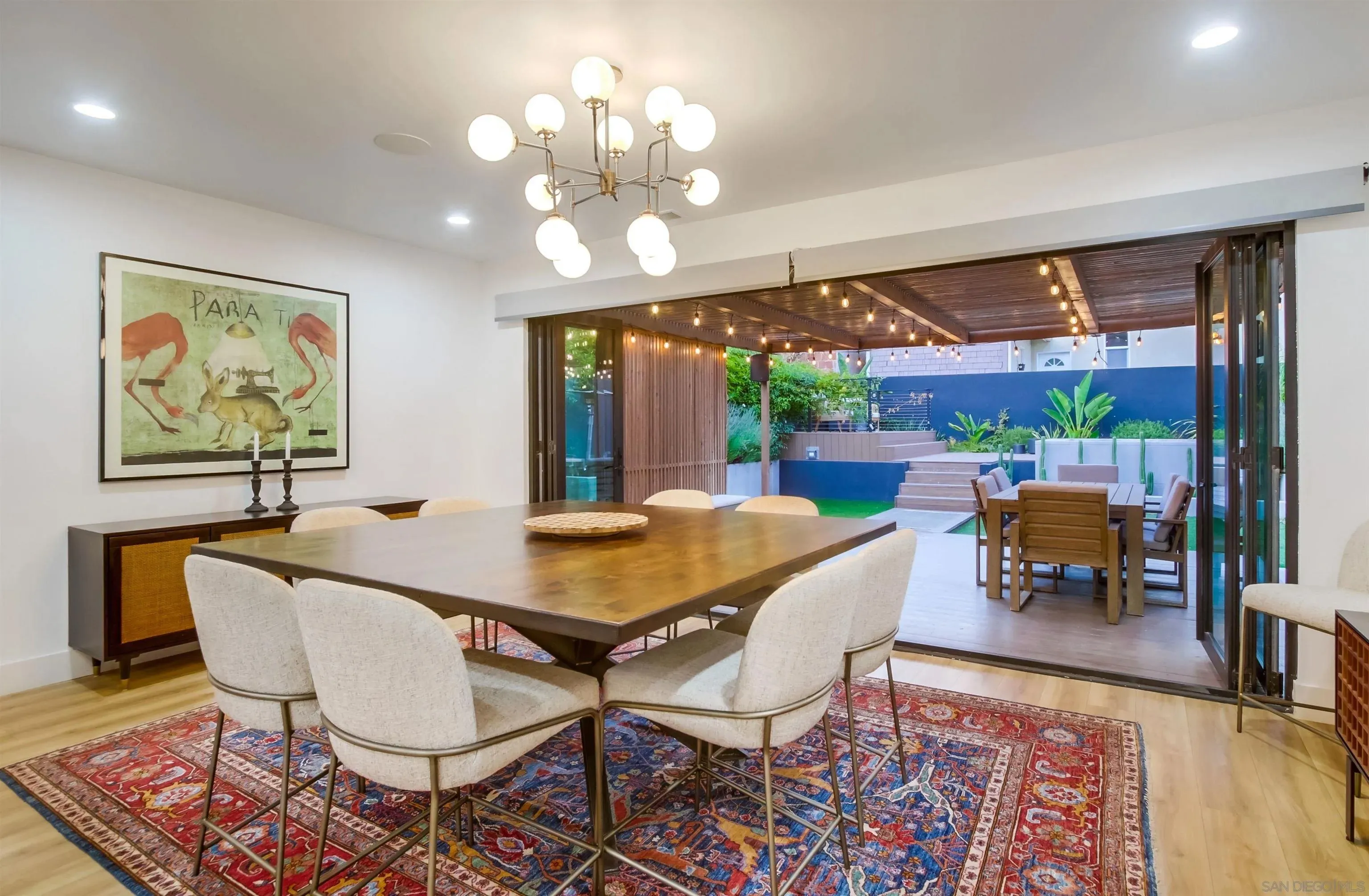 San Diego, California 92101, United States, 3 Bedrooms Bedrooms, ,3 BathroomsBathrooms,Residential,Active,172854