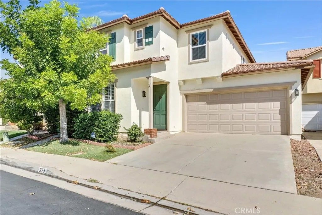 Photo of 323 Lydia Ln, Corona, CA 92882 (MLS # OC26067243)
