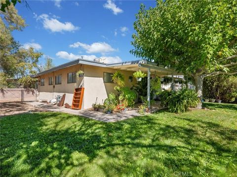 Tiny photo for 15102 Las Piedras Drive, Victorville, CA 92395 (MLS # HD25243986)