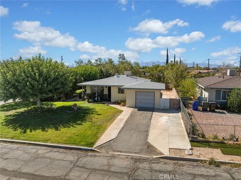 Tiny photo for 15102 Las Piedras Drive, Victorville, CA 92395 (MLS # HD25243986)