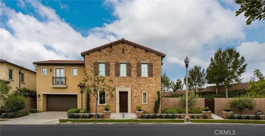 Photo of 58 Riverboat, Irvine, CA 92602 (MLS # OC26196787)