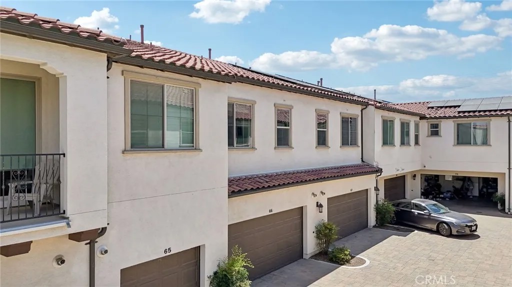2818 E Berry Loop Privado 66