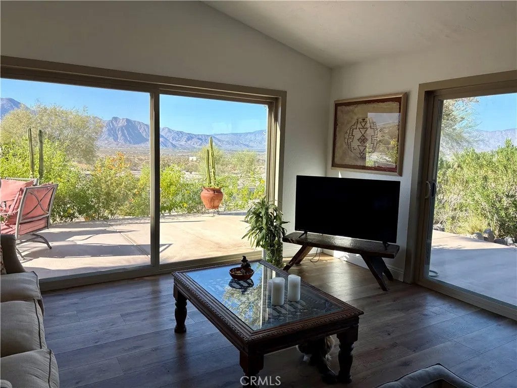 1905 Rams Hill