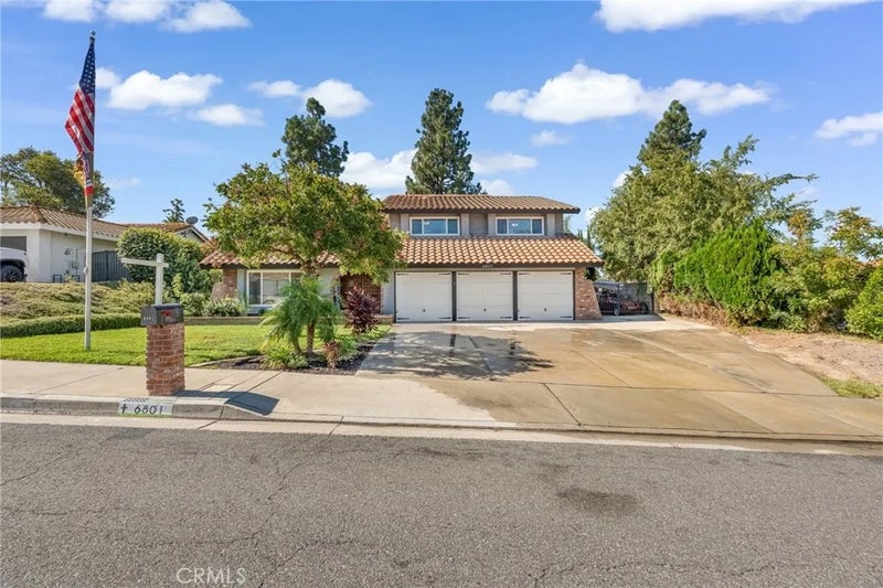 6801 Rycroft Drive