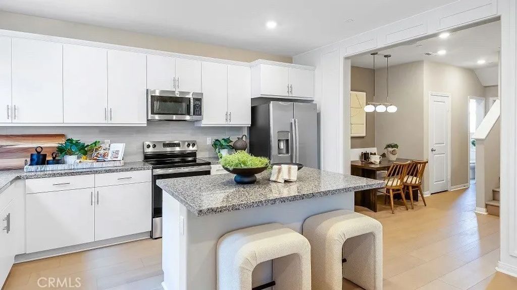 Photo of 1682 Phantom Lane, Rialto, CA 92376 (MLS # SW26017496)