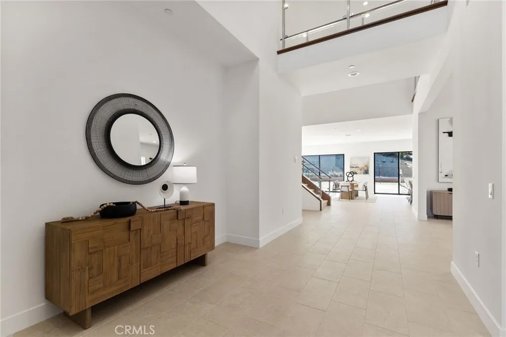 9530 N Andora Avenue