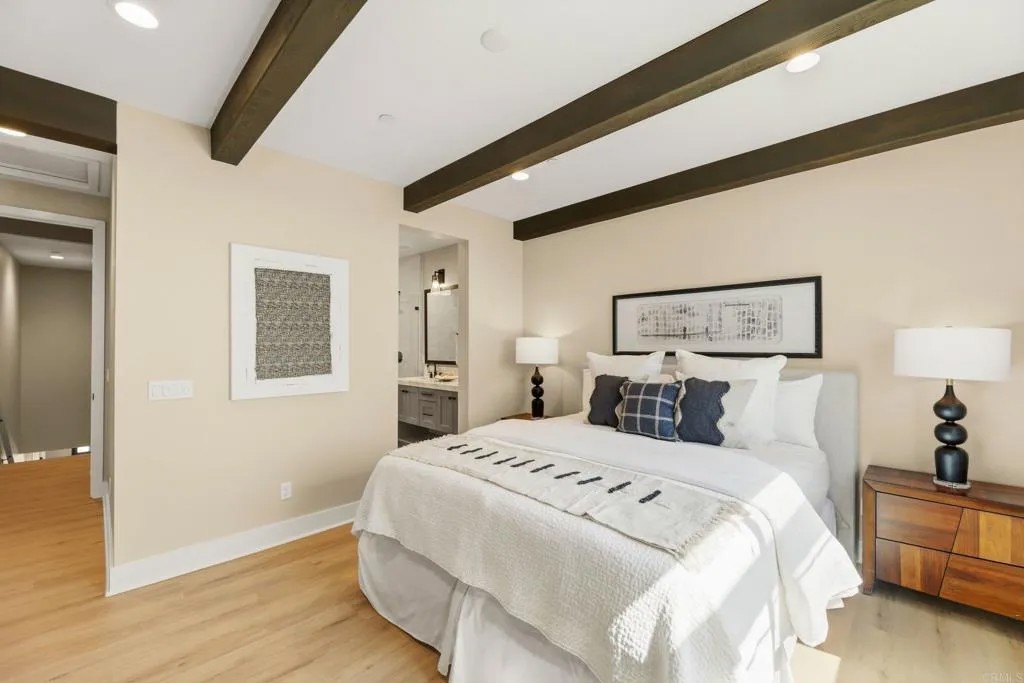1601 San Remo Place 101