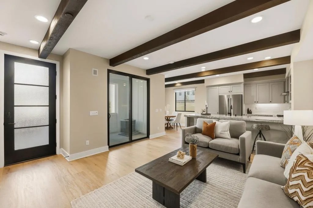 1601 San Remo Place 101