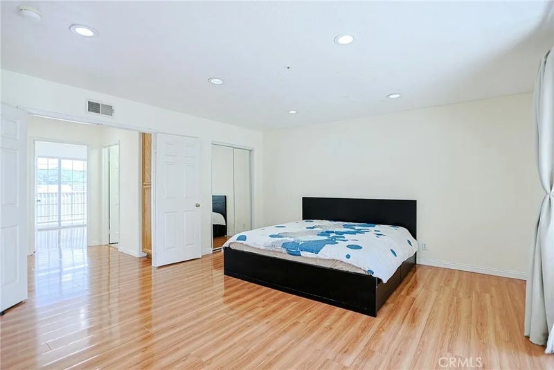 1708 S Angel Court