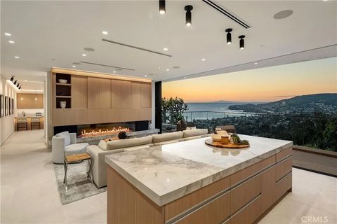 Photo of 840 Gainsborough, Laguna Beach, CA 92651 (MLS # OC26102467)