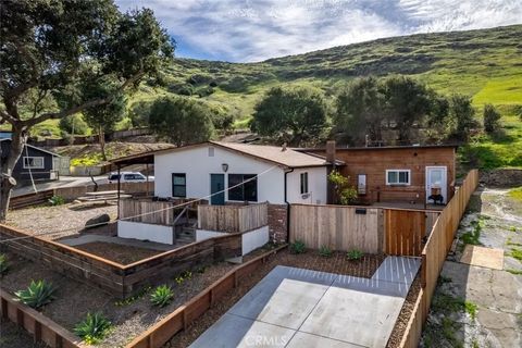 Photo of 3281 Rockview Place, San Luis Obispo, CA 93401 (MLS # SC26049294)