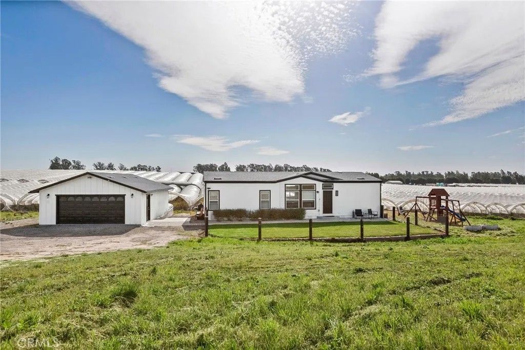 Photo of 2085 Westhampton Drive, Arroyo Grande, CA 93420 (MLS # PI26026895)