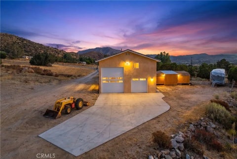Photo of 31840 Cedarcroft RD, Acton, CA 93510 (MLS # SR26191642)