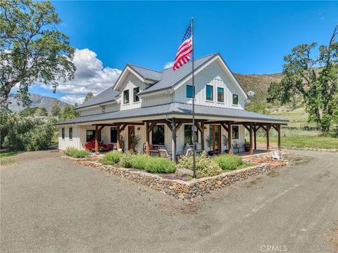 Photo of 19676 State Highway 175, Middletown, CA 95461 (MLS # LC26084294)