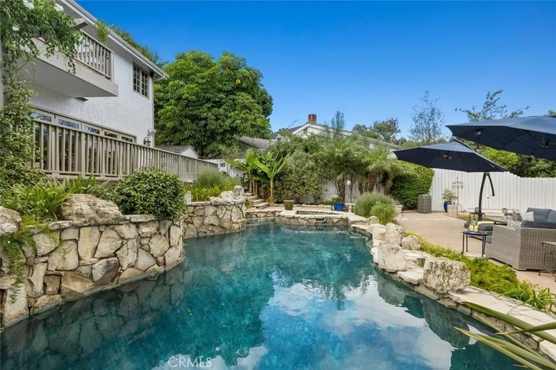 24 Buckskin Lane